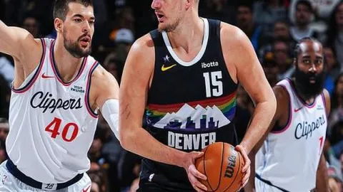 “化州市首届村BA篮球盛宴隆重启幕！”